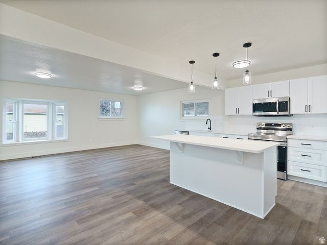 5229 S KINGSWOOD DR, Taylorsville, UT 84129