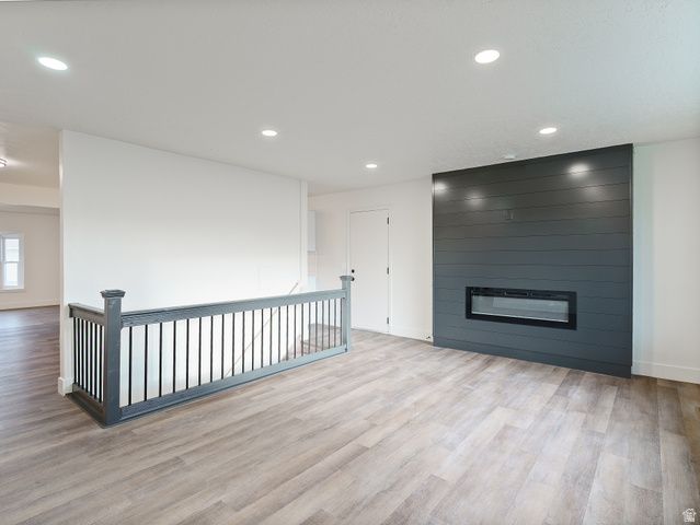 5229 S KINGSWOOD DR, Taylorsville, UT 84129