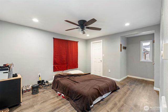 1025 E St, Centralia, WA 98531