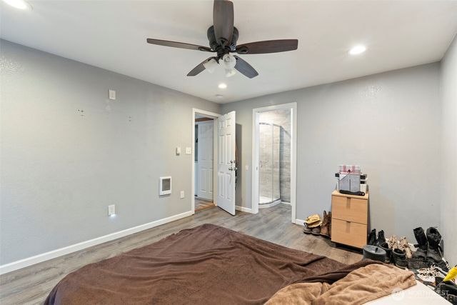1025 E St, Centralia, WA 98531