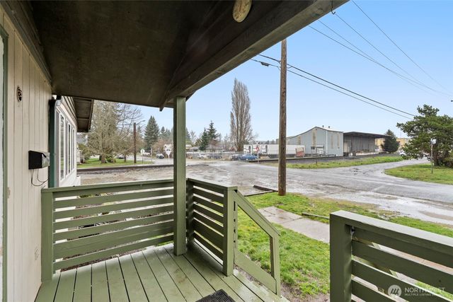 1025 E St, Centralia, WA 98531