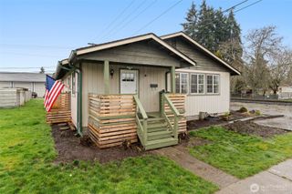 1025 E St, Centralia, WA 98531