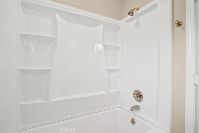 1683 Lark, Corona, CA 92882