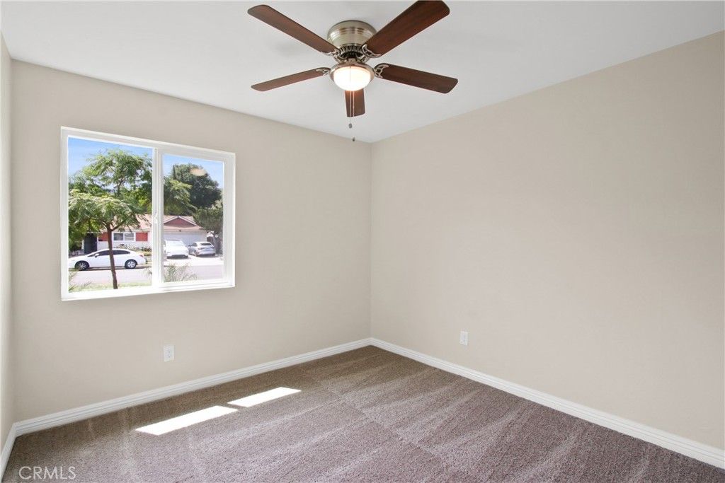 Image 10 of property listing at 1683 Lark, Corona, CA 92882