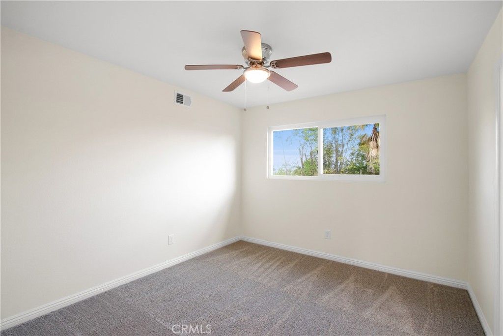 Image 15 of property listing at 1683 Lark, Corona, CA 92882