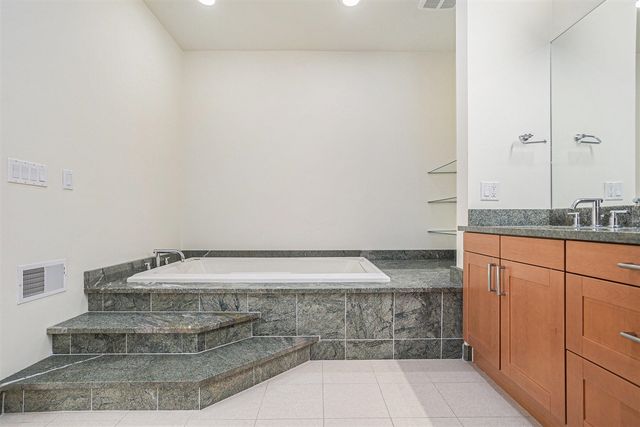 20 Hiawatha Drive, Battle Creek, MI 49015