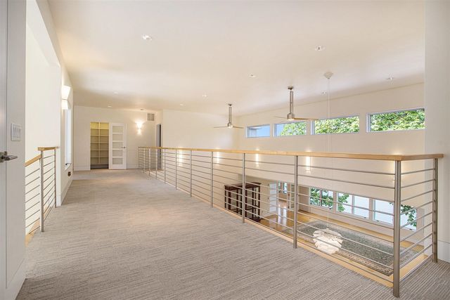 20 Hiawatha Drive, Battle Creek, MI 49015