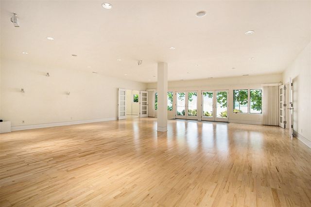 20 Hiawatha Drive, Battle Creek, MI 49015