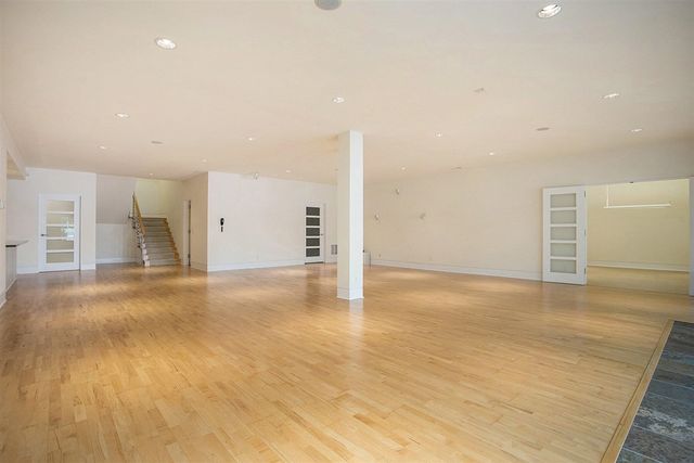 20 Hiawatha Drive, Battle Creek, MI 49015