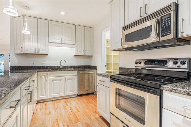 20 Hiawatha Drive, Battle Creek, MI 49015