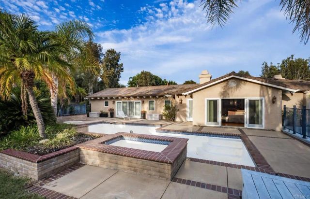 3105 Caminito Ricardo, Encinitas, CA 92024