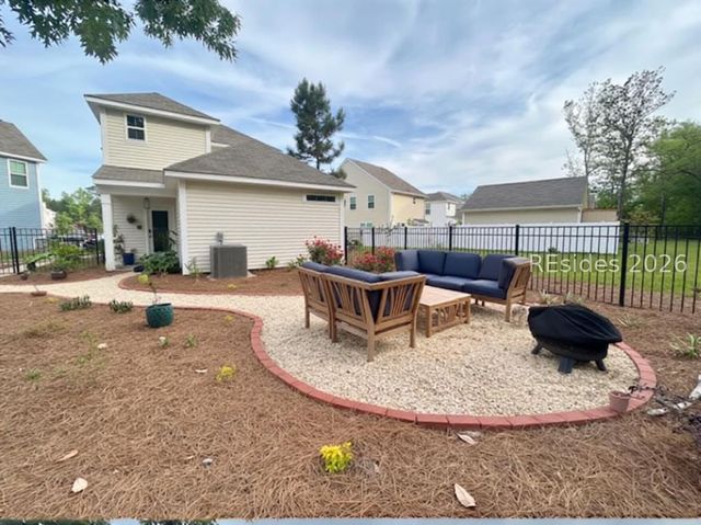 47 Whispering Oaks Cir, Okatie, SC 29909