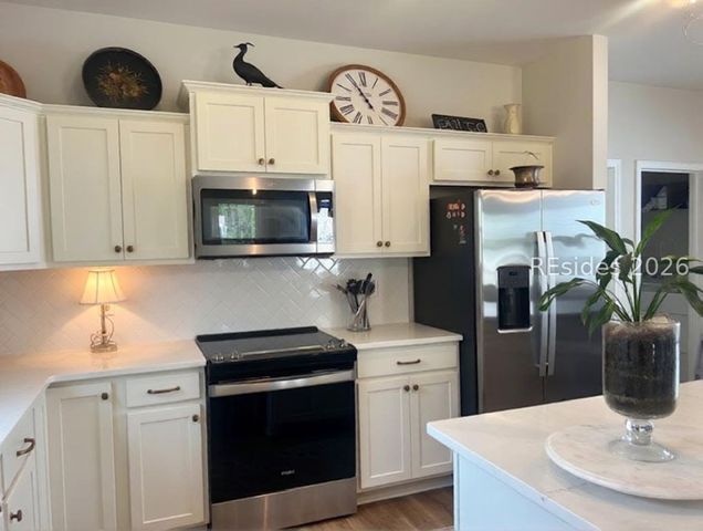 47 Whispering Oaks Cir, Okatie, SC 29909