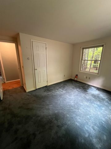 4 Old Town Road, Tuftonboro, NH 03816