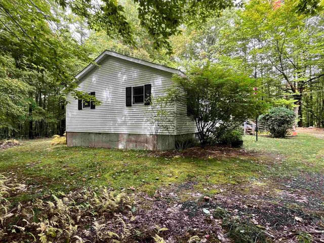 4 Old Town Road, Tuftonboro, NH 03816