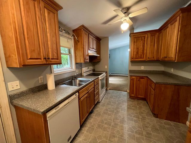 4 Old Town Road, Tuftonboro, NH 03816