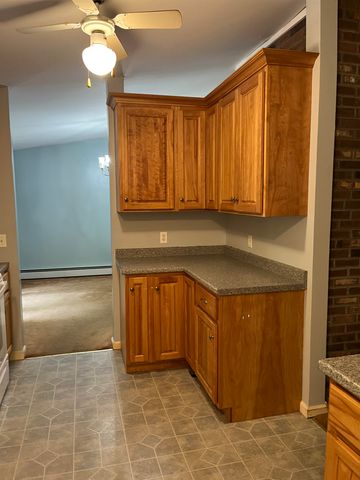 4 Old Town Road, Tuftonboro, NH 03816
