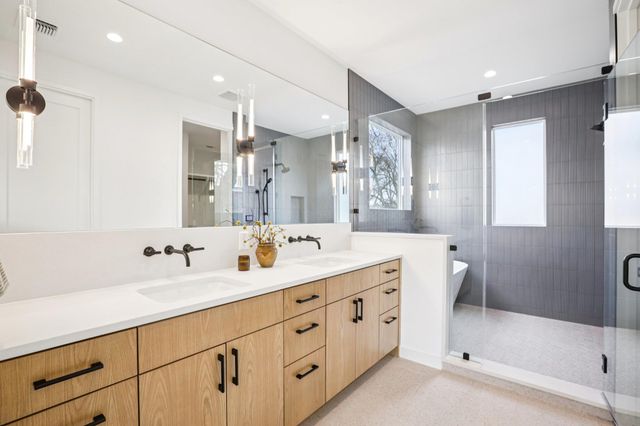 3019 Garwood ST 2, Austin, TX 78702