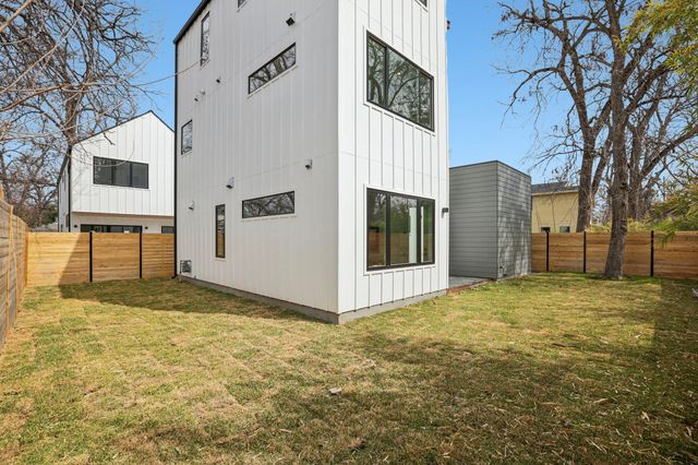 3019 Garwood ST 2, Austin, TX 78702