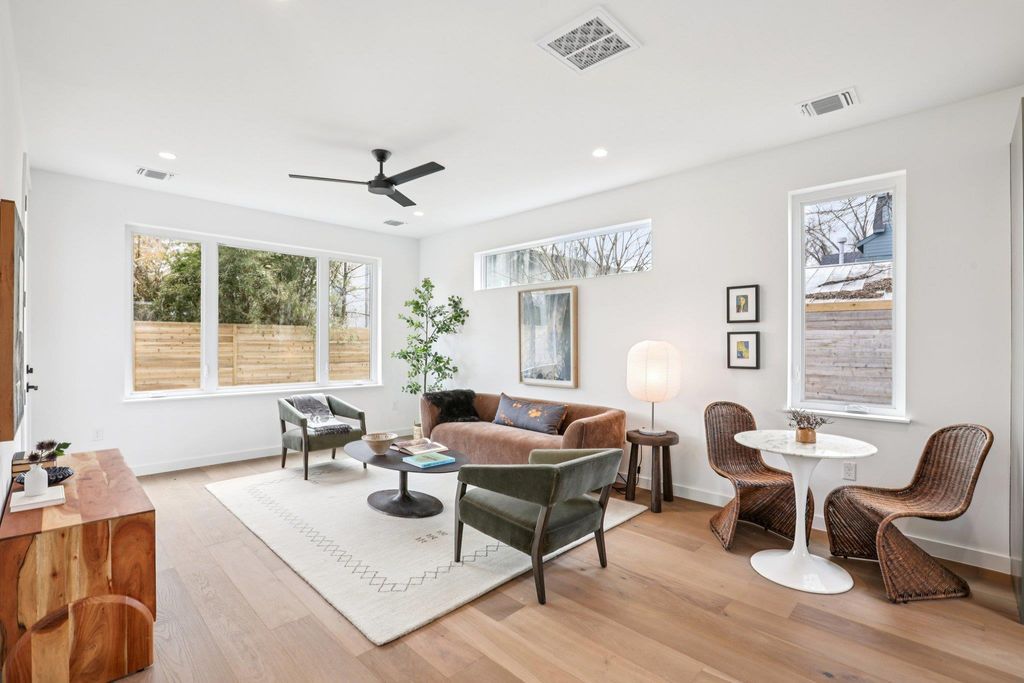 3019 Garwood ST 2, Austin, TX 78702