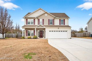 108 Woods Run Circle, Richlands, NC 28574