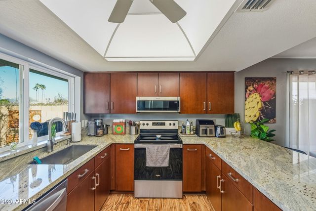 10802 N 39TH Avenue, Phoenix, AZ 85029