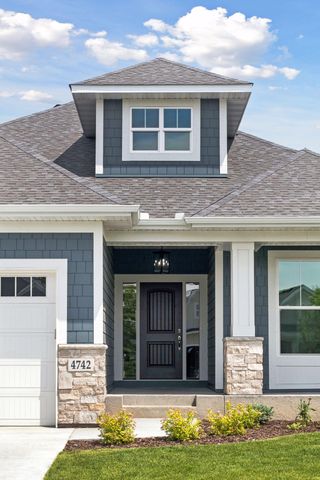4742 Lawndale Court N, Plymouth, MN 55446
