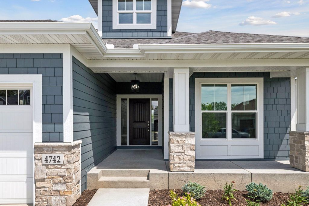 4742 Lawndale Court N, Plymouth, MN 55446 — photo 5