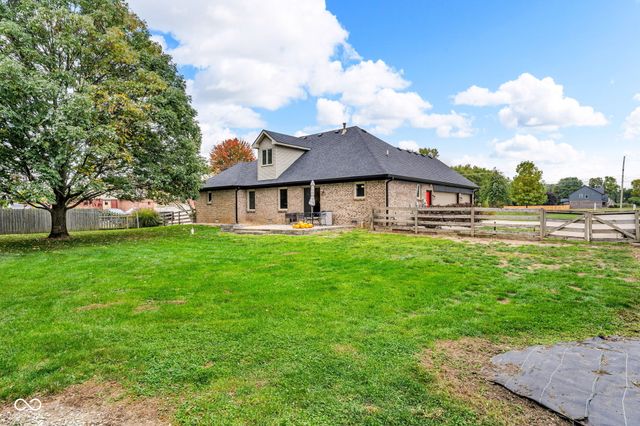 10577 E County Road 600 N, Indianapolis, IN 46234