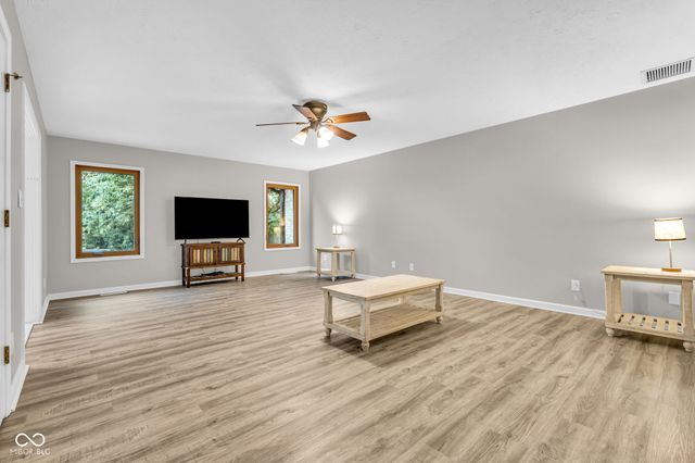 10577 E County Road 600 N, Indianapolis, IN 46234