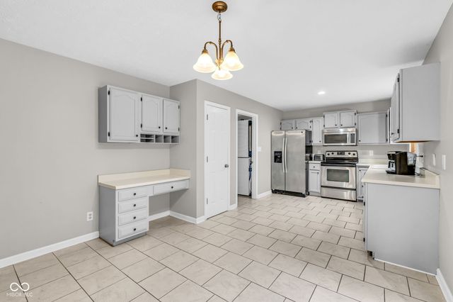 10577 E County Road 600 N, Indianapolis, IN 46234