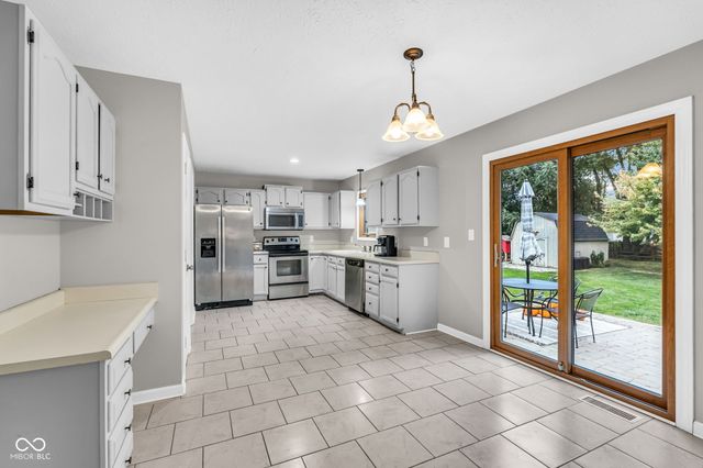 10577 E County Road 600 N, Indianapolis, IN 46234