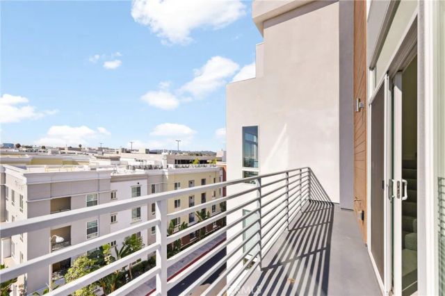 168 S Monterey Street 518, Alhambra, CA 91801