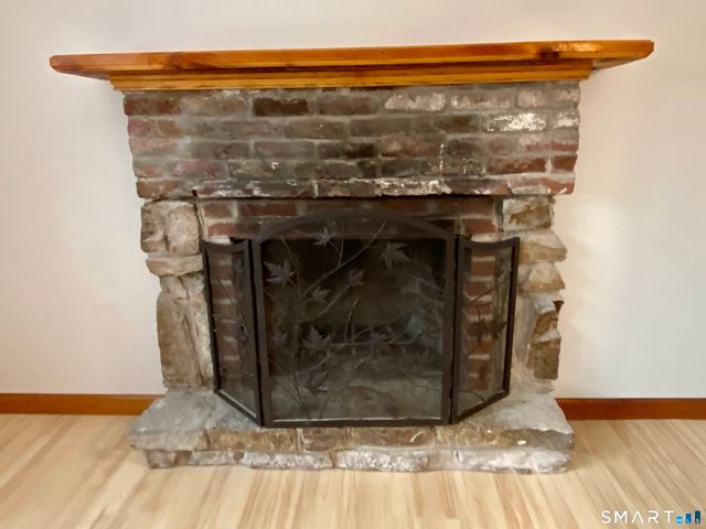 8 South Road, Ellington, CT 06029