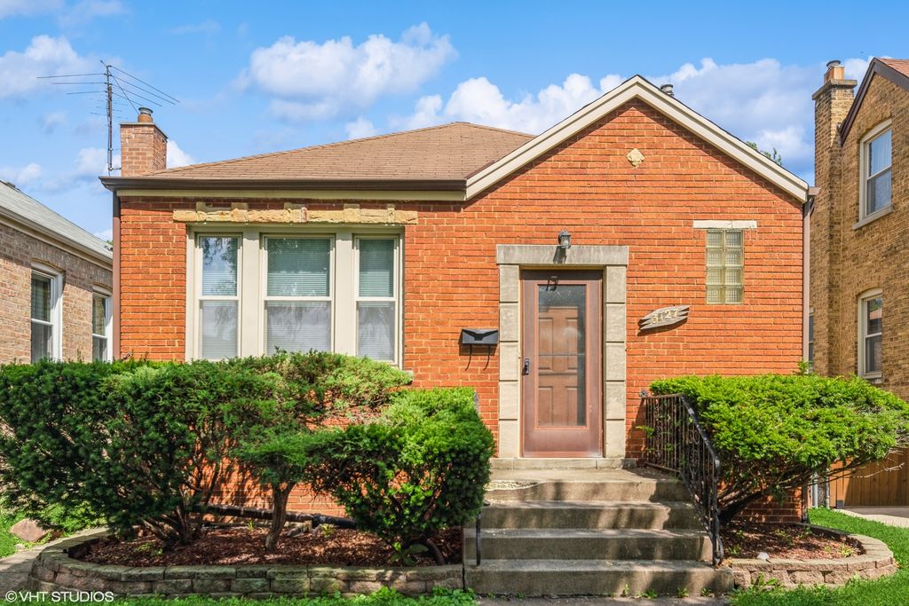 3127 Oak Avenue, Brookfield, IL 60513