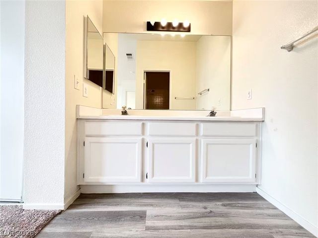 7209 Indian Path Circle, Las Vegas, NV 89128