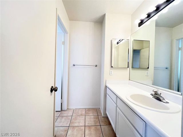 7209 Indian Path Circle, Las Vegas, NV 89128