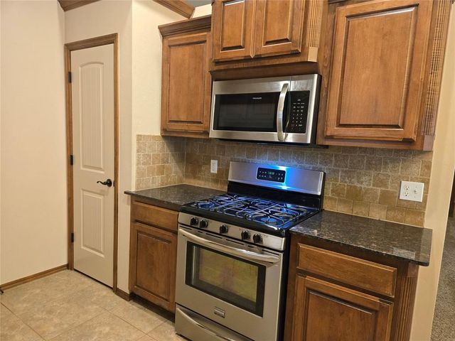 221 SW 148th Street, Oklahoma City, OK 73170