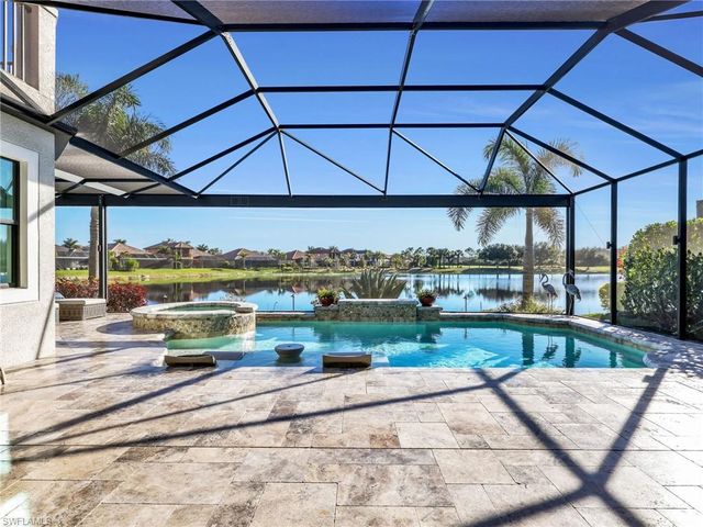 12757 Dundee LN, Naples, FL 34120