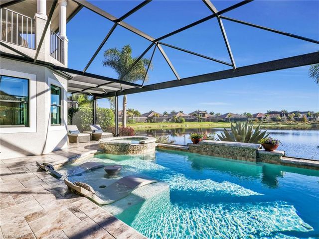 12757 Dundee LN, Naples, FL 34120