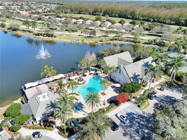 12757 Dundee LN, Naples, FL 34120