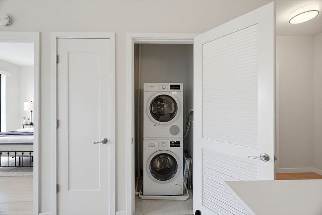 45 W 3rd St 305, Boston, MA 02127