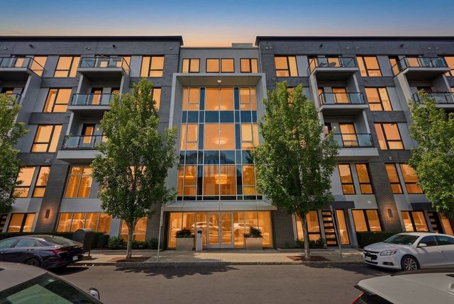 45 W 3rd St 305, Boston, MA 02127