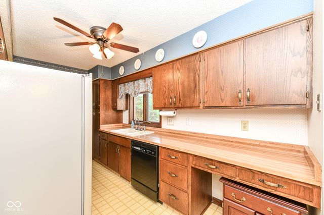 12346 Brompton Road, Carmel, IN 46033
