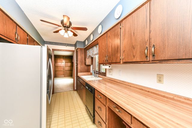 12346 Brompton Road, Carmel, IN 46033