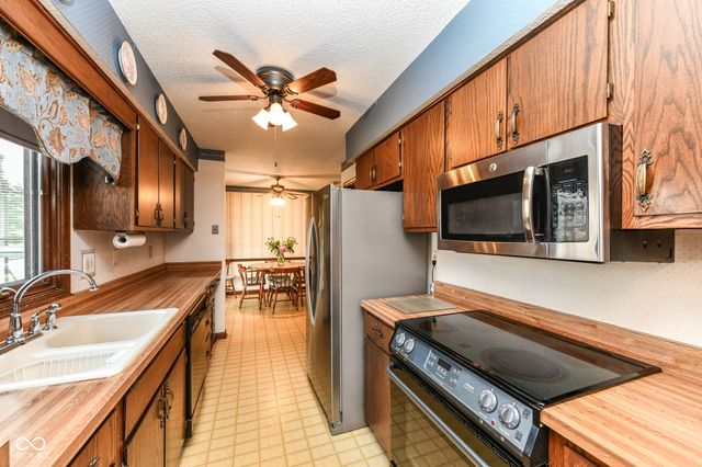 12346 Brompton Road, Carmel, IN 46033