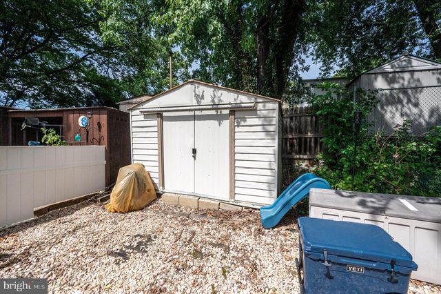 832 WOODCHUCK LN, Reading, PA 19606