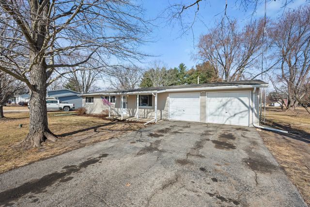 46W524 Locust Street, Elburn, IL 60119
