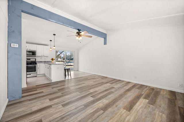 46W524 Locust Street, Elburn, IL 60119