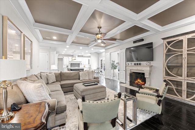 20141 BLACK DIAMOND PL, Ashburn, VA 20147